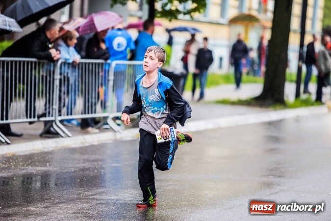 Zdjęcie w galerii na portalu naszraciborz.pl: IX Raciborski Bieg Bez Granic - FOTOREPORTAŻ wiadomości z regionu