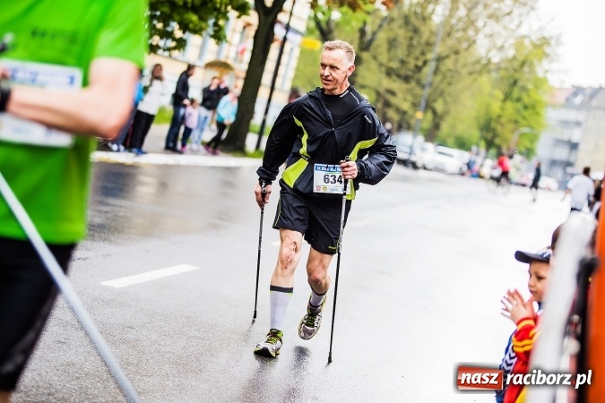 Zdjęcie w galerii na portalu naszraciborz.pl: IX Raciborski Bieg Bez Granic - FOTOREPORTAŻ wiadomości z regionu