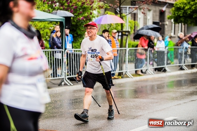 Zdjęcie w galerii na portalu naszraciborz.pl: IX Raciborski Bieg Bez Granic - FOTOREPORTAŻ wiadomości z regionu
