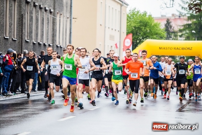 Zdjęcie w galerii na portalu naszraciborz.pl: IX Raciborski Bieg Bez Granic - FOTOREPORTAŻ wiadomości z regionu