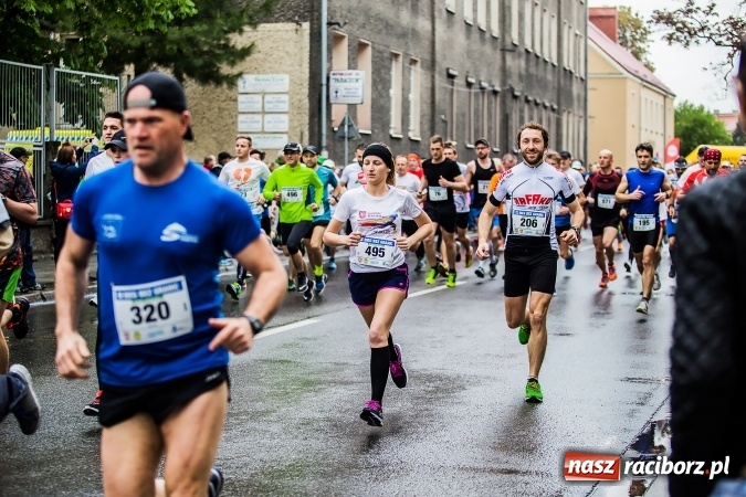 Zdjęcie w galerii na portalu naszraciborz.pl: IX Raciborski Bieg Bez Granic - FOTOREPORTAŻ wiadomości z regionu