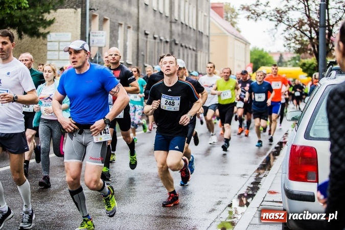 Zdjęcie w galerii na portalu naszraciborz.pl: IX Raciborski Bieg Bez Granic - FOTOREPORTAŻ wiadomości z regionu