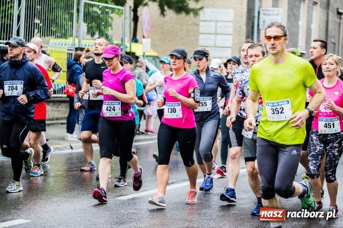 Zdjęcie w galerii na portalu naszraciborz.pl: IX Raciborski Bieg Bez Granic - FOTOREPORTAŻ wiadomości z regionu