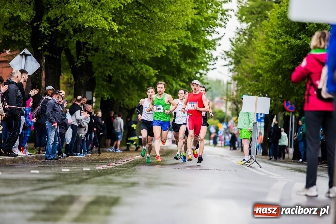 Zdjęcie w galerii na portalu naszraciborz.pl: IX Raciborski Bieg Bez Granic - FOTOREPORTAŻ wiadomości z regionu