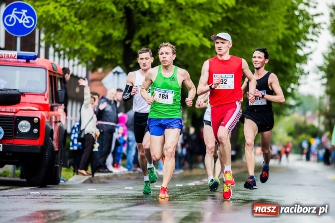 Zdjęcie w galerii na portalu naszraciborz.pl: IX Raciborski Bieg Bez Granic - FOTOREPORTAŻ wiadomości z regionu