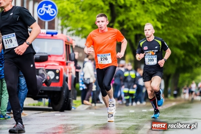 Zdjęcie w galerii na portalu naszraciborz.pl: IX Raciborski Bieg Bez Granic - FOTOREPORTAŻ wiadomości z regionu