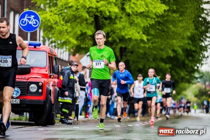 Zdjęcie w galerii na portalu naszraciborz.pl: IX Raciborski Bieg Bez Granic - FOTOREPORTAŻ wiadomości z regionu