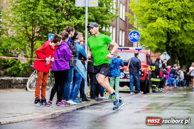 Zdjęcie w galerii na portalu naszraciborz.pl: IX Raciborski Bieg Bez Granic - FOTOREPORTAŻ wiadomości z regionu