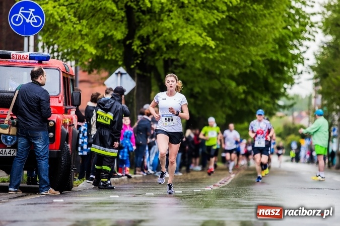 Zdjęcie w galerii na portalu naszraciborz.pl: IX Raciborski Bieg Bez Granic - FOTOREPORTAŻ wiadomości z regionu