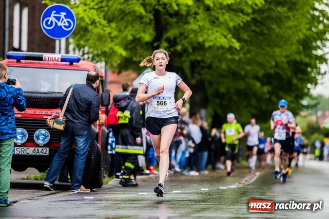 Zdjęcie w galerii na portalu naszraciborz.pl: IX Raciborski Bieg Bez Granic - FOTOREPORTAŻ wiadomości z regionu