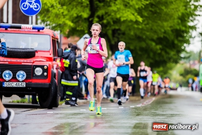 Zdjęcie w galerii na portalu naszraciborz.pl: IX Raciborski Bieg Bez Granic - FOTOREPORTAŻ wiadomości z regionu