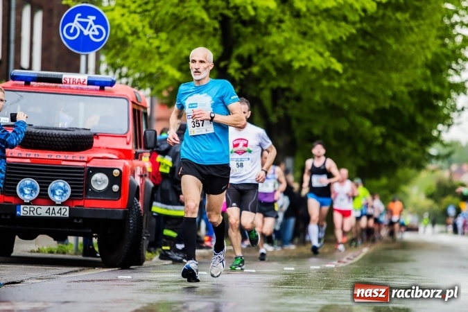 Zdjęcie w galerii na portalu naszraciborz.pl: IX Raciborski Bieg Bez Granic - FOTOREPORTAŻ wiadomości z regionu