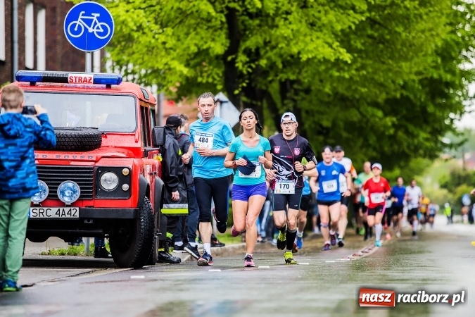 Zdjęcie w galerii na portalu naszraciborz.pl: IX Raciborski Bieg Bez Granic - FOTOREPORTAŻ wiadomości z regionu