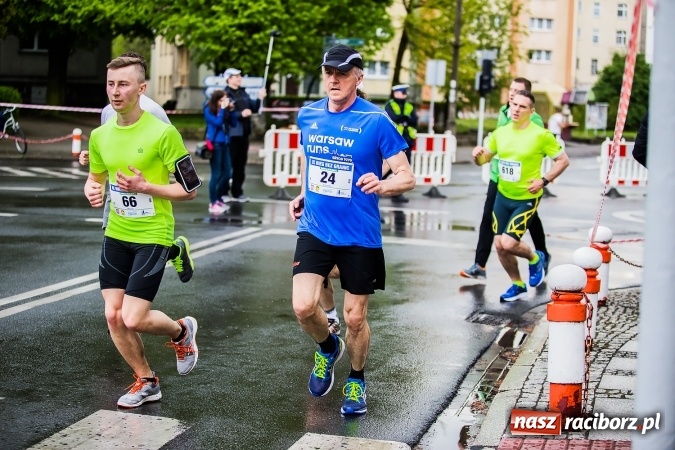 Zdjęcie w galerii na portalu naszraciborz.pl: IX Raciborski Bieg Bez Granic - FOTOREPORTAŻ wiadomości z regionu