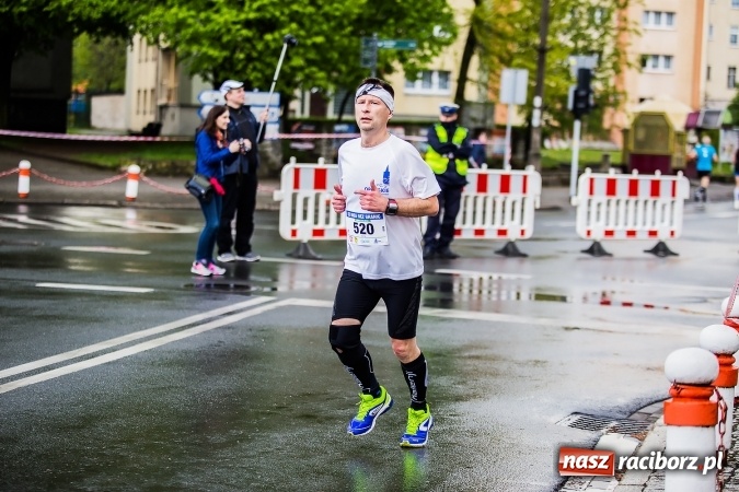 Zdjęcie w galerii na portalu naszraciborz.pl: IX Raciborski Bieg Bez Granic - FOTOREPORTAŻ wiadomości z regionu