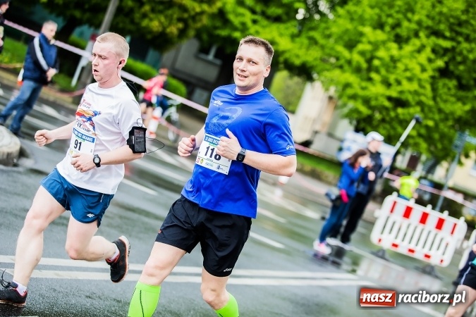 Zdjęcie w galerii na portalu naszraciborz.pl: IX Raciborski Bieg Bez Granic - FOTOREPORTAŻ wiadomości z regionu