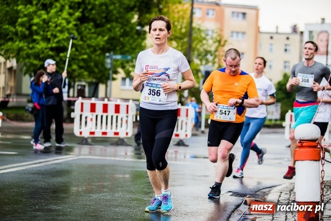 Zdjęcie w galerii na portalu naszraciborz.pl: IX Raciborski Bieg Bez Granic - FOTOREPORTAŻ wiadomości z regionu
