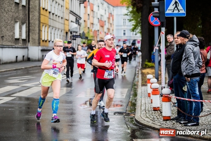 Zdjęcie w galerii na portalu naszraciborz.pl: IX Raciborski Bieg Bez Granic - FOTOREPORTAŻ wiadomości z regionu