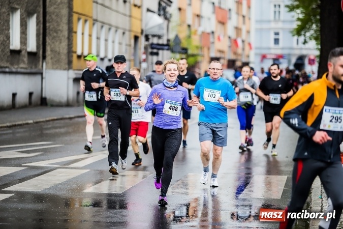 Zdjęcie w galerii na portalu naszraciborz.pl: IX Raciborski Bieg Bez Granic - FOTOREPORTAŻ wiadomości z regionu