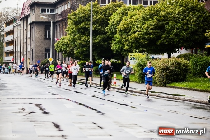 Zdjęcie w galerii na portalu naszraciborz.pl: IX Raciborski Bieg Bez Granic - FOTOREPORTAŻ wiadomości z regionu