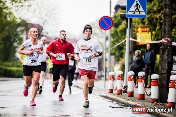 Zdjęcie w galerii na portalu naszraciborz.pl: IX Raciborski Bieg Bez Granic - FOTOREPORTAŻ wiadomości z regionu
