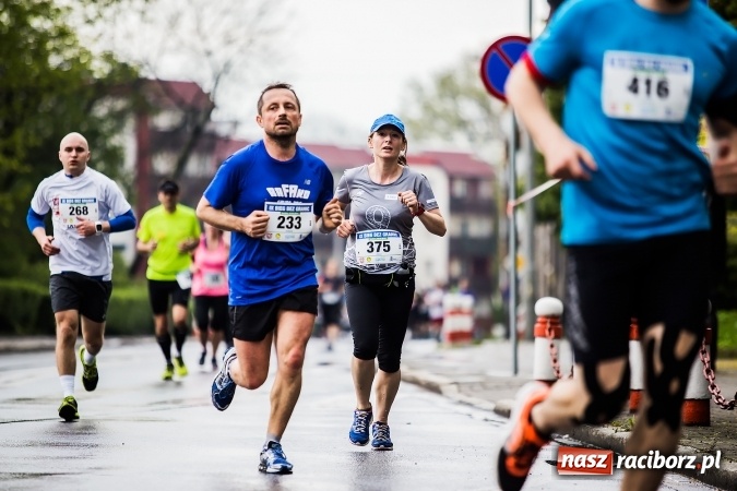 Zdjęcie w galerii na portalu naszraciborz.pl: IX Raciborski Bieg Bez Granic - FOTOREPORTAŻ wiadomości z regionu