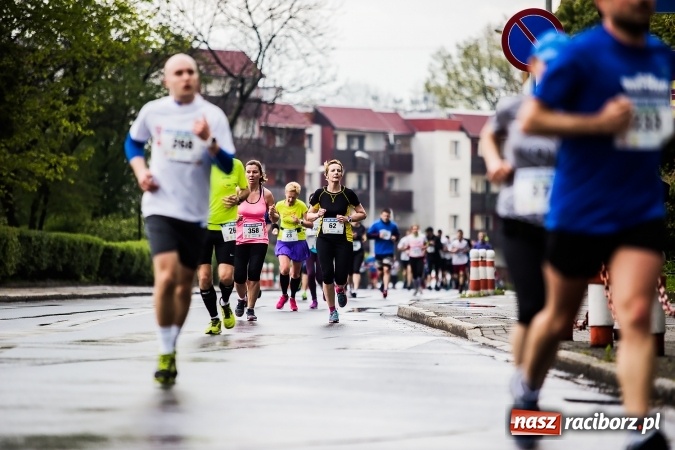 Zdjęcie w galerii na portalu naszraciborz.pl: IX Raciborski Bieg Bez Granic - FOTOREPORTAŻ wiadomości z regionu