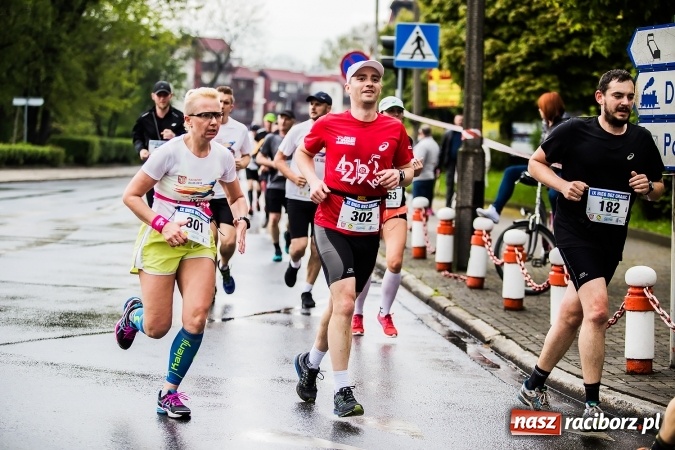 Zdjęcie w galerii na portalu naszraciborz.pl: IX Raciborski Bieg Bez Granic - FOTOREPORTAŻ wiadomości z regionu