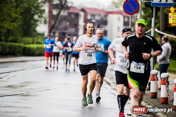 Zdjęcie w galerii na portalu naszraciborz.pl: IX Raciborski Bieg Bez Granic - FOTOREPORTAŻ wiadomości z regionu