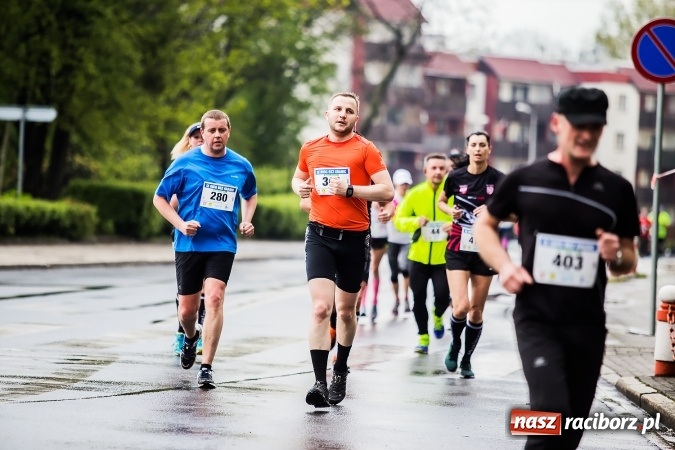 Zdjęcie w galerii na portalu naszraciborz.pl: IX Raciborski Bieg Bez Granic - FOTOREPORTAŻ wiadomości z regionu