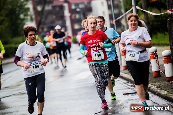 Zdjęcie w galerii na portalu naszraciborz.pl: IX Raciborski Bieg Bez Granic - FOTOREPORTAŻ wiadomości z regionu