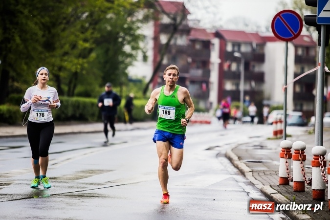Zdjęcie w galerii na portalu naszraciborz.pl: IX Raciborski Bieg Bez Granic - FOTOREPORTAŻ wiadomości z regionu