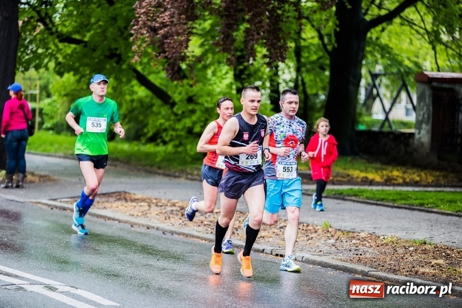 Zdjęcie w galerii na portalu naszraciborz.pl: IX Raciborski Bieg Bez Granic - FOTOREPORTAŻ wiadomości z regionu