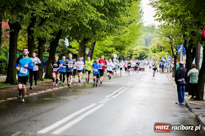 Zdjęcie w galerii na portalu naszraciborz.pl: IX Raciborski Bieg Bez Granic - FOTOREPORTAŻ wiadomości z regionu