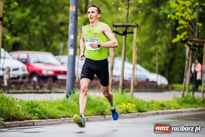 Zdjęcie w galerii na portalu naszraciborz.pl: IX Raciborski Bieg Bez Granic - FOTOREPORTAŻ wiadomości z regionu