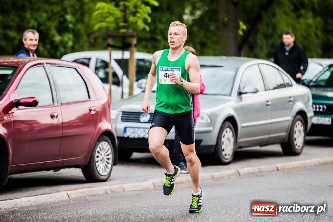 Zdjęcie w galerii na portalu naszraciborz.pl: IX Raciborski Bieg Bez Granic - FOTOREPORTAŻ wiadomości z regionu