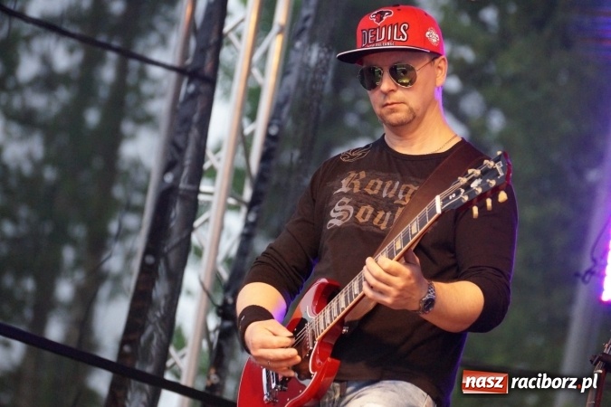 Zdjęcie w galerii na portalu naszraciborz.pl: Papa D. na finał wielkiej majówki w Nędzy wiadomości z regionu