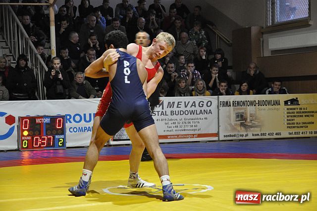 Zdjęcie w galerii na portalu naszraciborz.pl: Dramatyczny mecz MKZ Unia Racibórz wiadomości z regionu