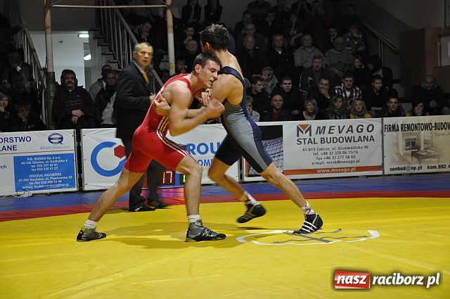 Zdjęcie w galerii na portalu naszraciborz.pl: Dramatyczny mecz MKZ Unia Racibórz wiadomości z regionu
