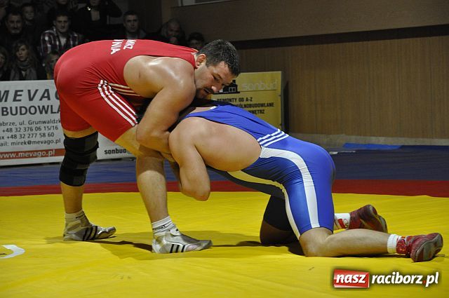 Zdjęcie w galerii na portalu naszraciborz.pl: Dramatyczny mecz MKZ Unia Racibórz wiadomości z regionu