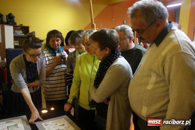 Zdjęcie w galerii na portalu naszraciborz.pl: Wystawa prosto z Kaszub w Gminnym Centrum Kultury w Nędzy wiadomości z regionu