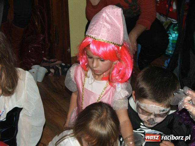 Zdjęcie w galerii na portalu naszraciborz.pl: Czarownice zawitały do Raciborza wiadomości z regionu