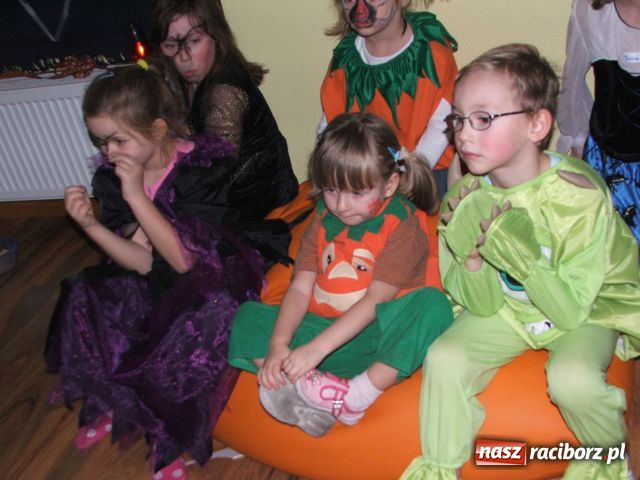 Zdjęcie w galerii na portalu naszraciborz.pl: Czarownice zawitały do Raciborza wiadomości z regionu