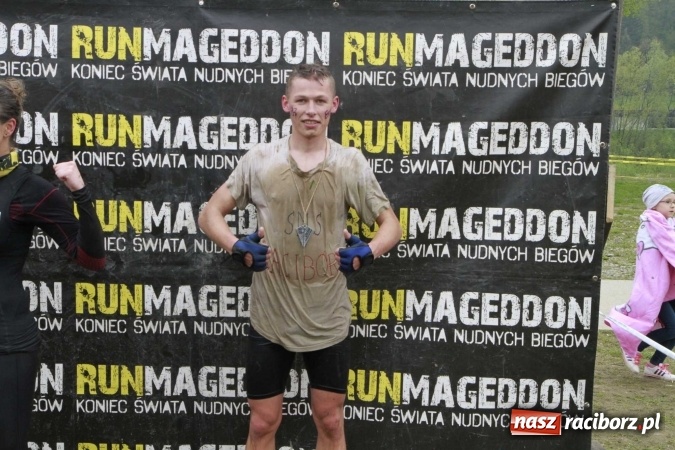 Zdjęcie w galerii na portalu naszraciborz.pl: Drużyna SMS-u w Runmageddonie FOTOREPORTAŻ wiadomości z regionu