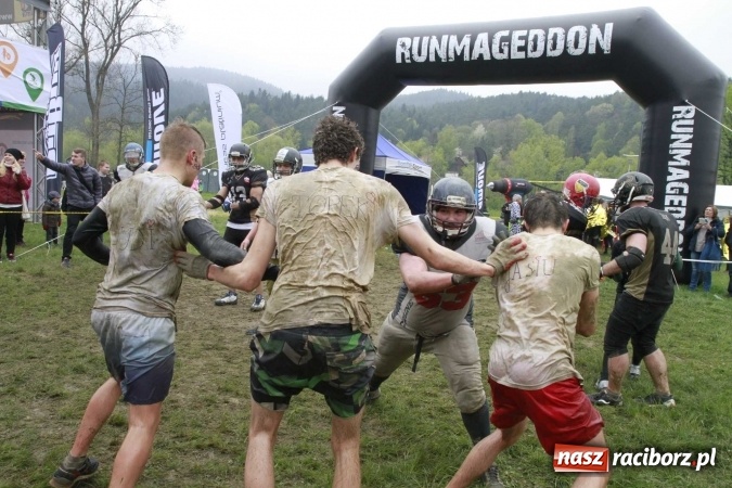 Zdjęcie w galerii na portalu naszraciborz.pl: Drużyna SMS-u w Runmageddonie FOTOREPORTAŻ wiadomości z regionu