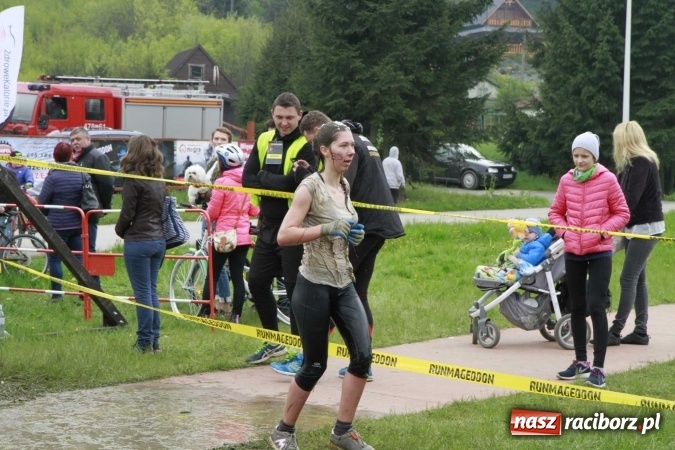 Zdjęcie w galerii na portalu naszraciborz.pl: Drużyna SMS-u w Runmageddonie FOTOREPORTAŻ wiadomości z regionu