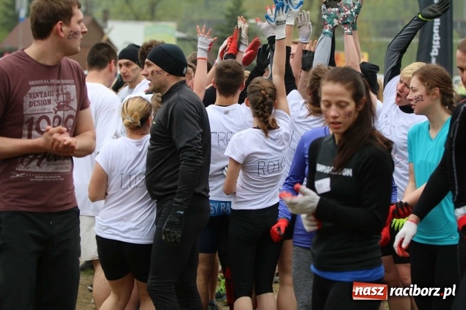 Zdjęcie w galerii na portalu naszraciborz.pl: Drużyna SMS-u w Runmageddonie FOTOREPORTAŻ wiadomości z regionu