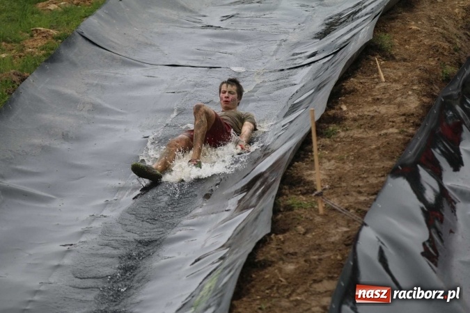 Zdjęcie w galerii na portalu naszraciborz.pl: Drużyna SMS-u w Runmageddonie FOTOREPORTAŻ wiadomości z regionu