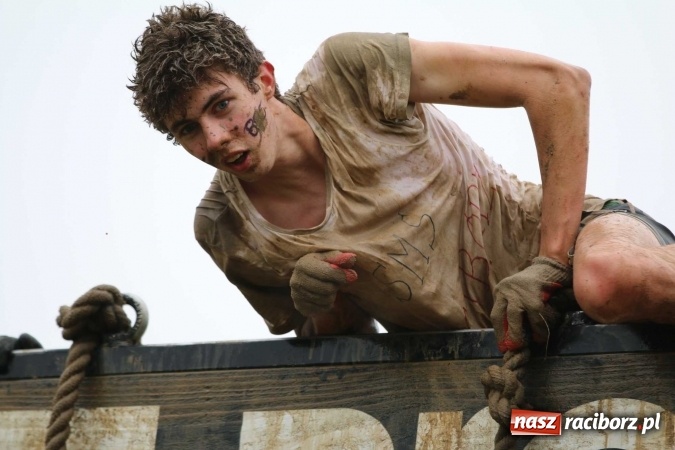 Zdjęcie w galerii na portalu naszraciborz.pl: Drużyna SMS-u w Runmageddonie FOTOREPORTAŻ wiadomości z regionu