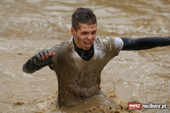 Zdjęcie w galerii na portalu naszraciborz.pl: Drużyna SMS-u w Runmageddonie FOTOREPORTAŻ wiadomości z regionu